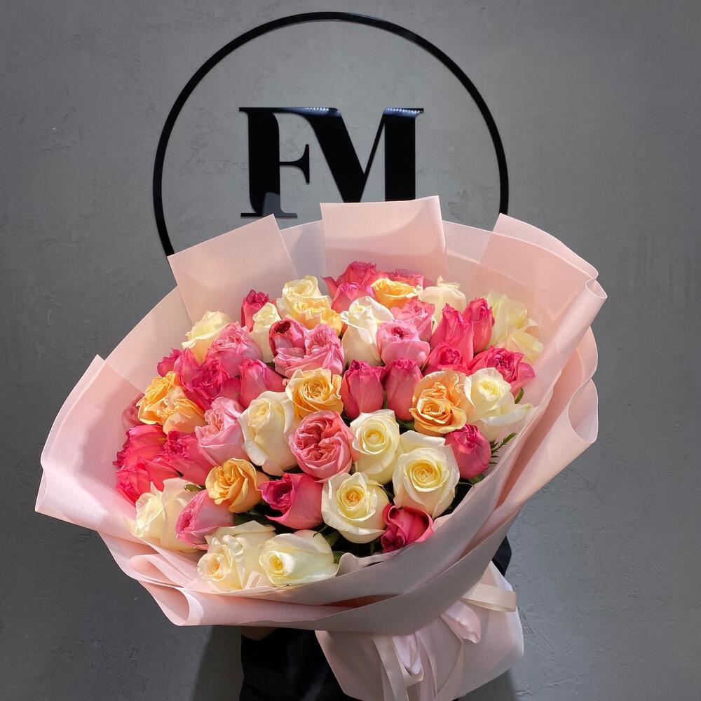 Букет из Микс роз